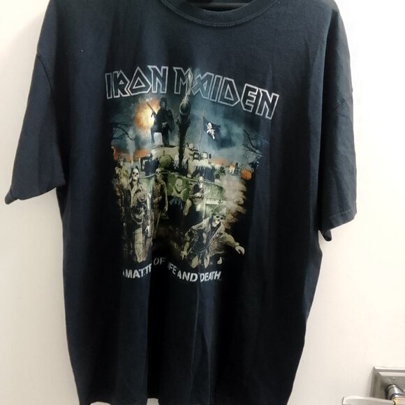 Hanes, Heavyweight, Iron Maiden, Short Sleeved T-Shirt - Picture 1 of 5